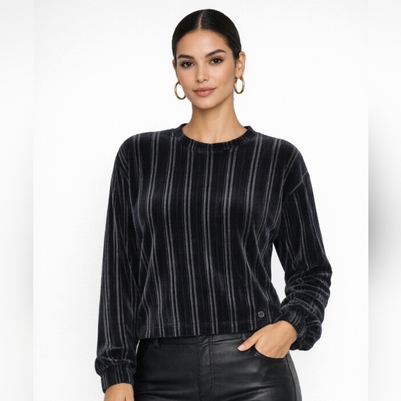 Andrew Marc Sport Tops - Andrew Marc Sport Velour Stripe Short Top Black XL